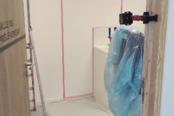 Travaux de plâtrerie et peinture dans les laboratoires médicale cerballiance 